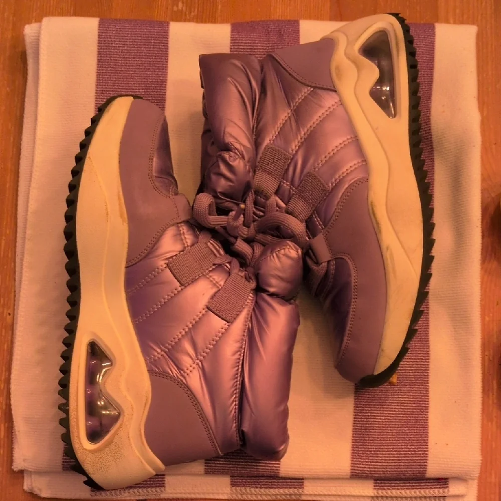 Skechers Shiny Purple Kids Boots, Sz Big Girls 6.5